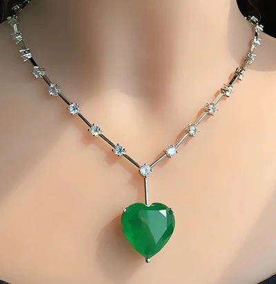 Роскошное зеленое синее ожерелье с подвеской в виде сердца из Fusion stone для женщин, Искрящиеся Чокеры Колье из кубического циркония, модное ювелирное изделие - Окраска металла: green white plated