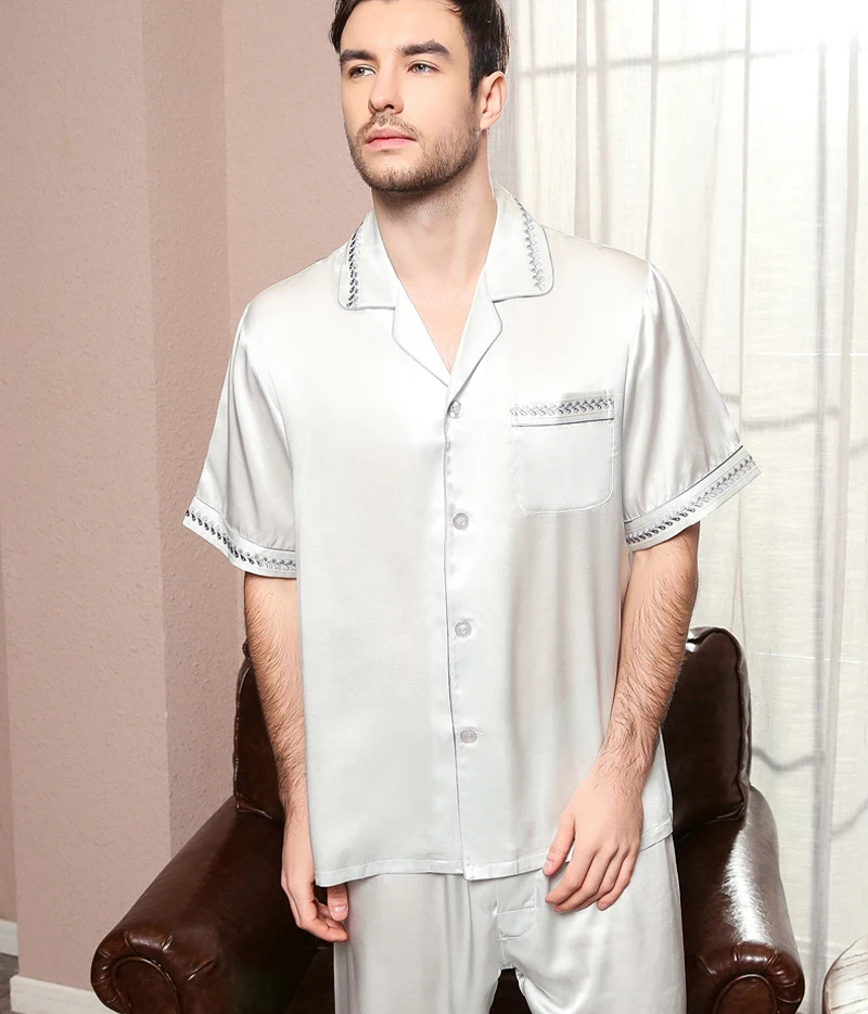 Рисунок 5 - Пижамный комплект мужской из натурального шелка