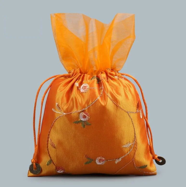 

Qi Large Size Silk Satin Fabric Jewelry Gift Pouch Drawstring Necklace Bangle Bracelet Travel Storage Bag Gauze Packaging Bag