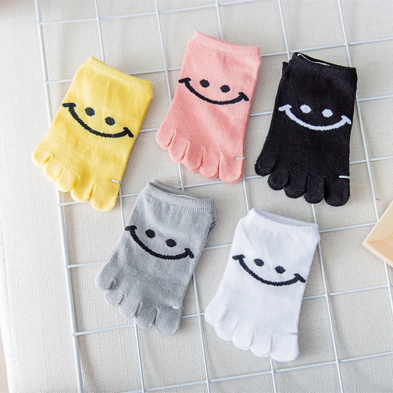 

Cute Smile Children Five Finger Socks Cotton Boys Toe Socks Kawaii Shaping Socks For Kids Girls Cartoon Clothing 2018 New Gifts