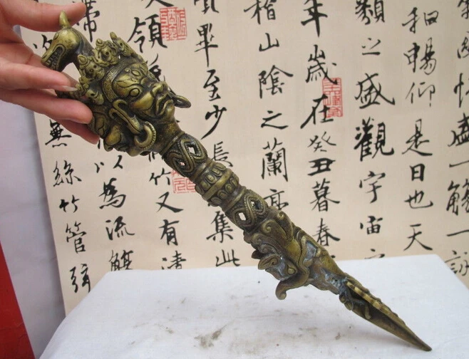 

B0601 502Tibet Buddhist bronze Copper Hayagriva Mahakala Head Dorje Vajra Phurpa Dagger statue