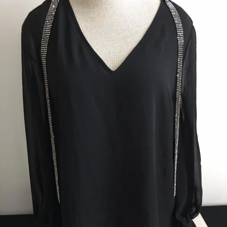 NEW Jennifer Lopez blouse womens size S small black beaded necklace