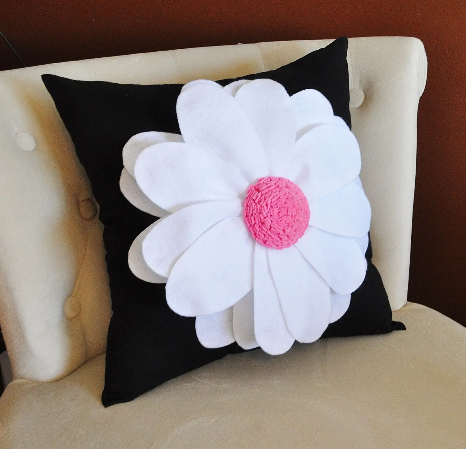 

Chrysanthemum Handmade Solid Flower Cushion, Lumbar Pillow without Filling, Car Bed, Home Room Decor, Wholesale