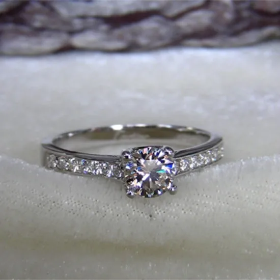 CHARLES& COLVARD 0.5CT Moissanite женское кольцо из стерлингового серебра ювелирные изделия белый золотой чехол кольцо с сертификатом