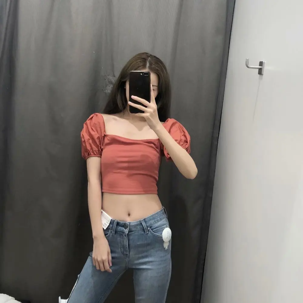  (12)