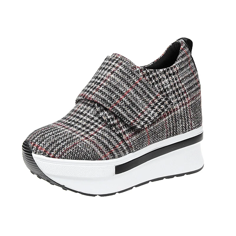 

Increase single shoe women with thick soles in spring 2019 new Korean version leisure lattice slope and shoes