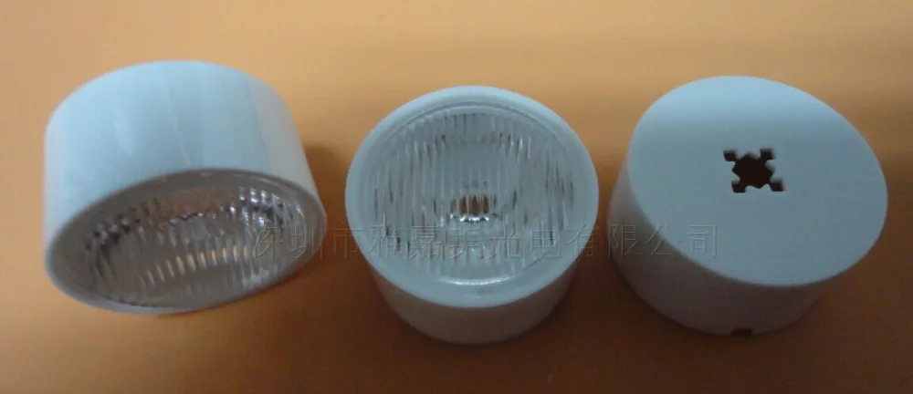 

CREE XBD lens Diameter 21.5mm streak 8*45 degrees (with holder ) LED lens ,SMD"2525" lens