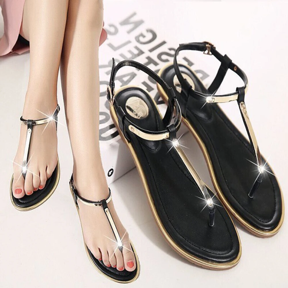 

Boho Metal T-Straps Flat Sandals For Women Summer Thong Gladiator Flip Flops Casual Breathable Soft PU Leather Solid Beach Shoes