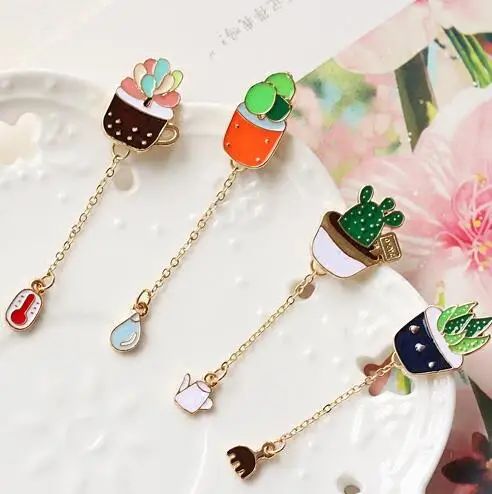 2017 New Fashion Plant Brooch pins Cute Enamel Lapel Pin