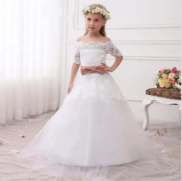 

2017 New Girls First Communion Dress Princess Dress Ball Gown Hot White Ivory Lace Flower Girls Dresses Sweep Train