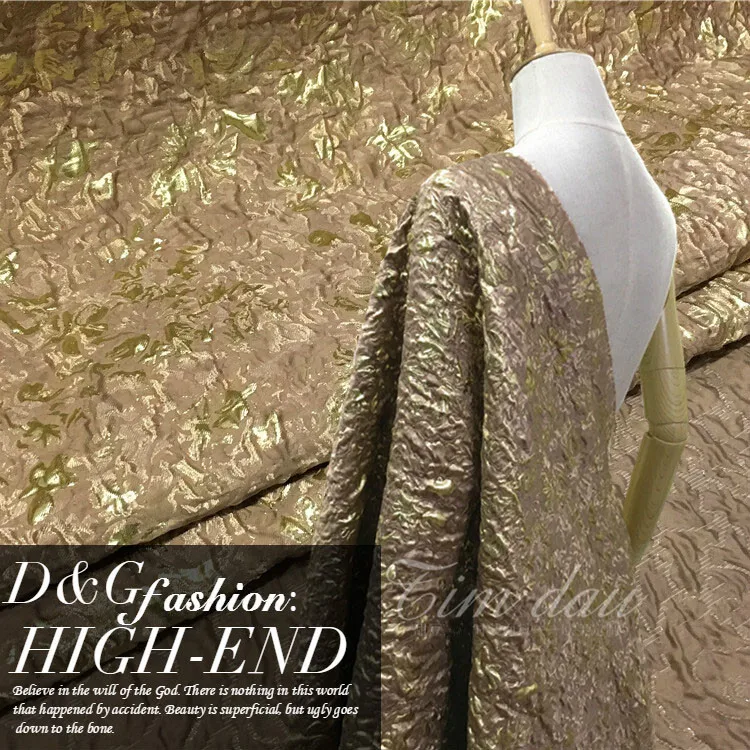 

2016 European and American fashion show hot gold bump stereo jacquard fabric coat and dress fabric