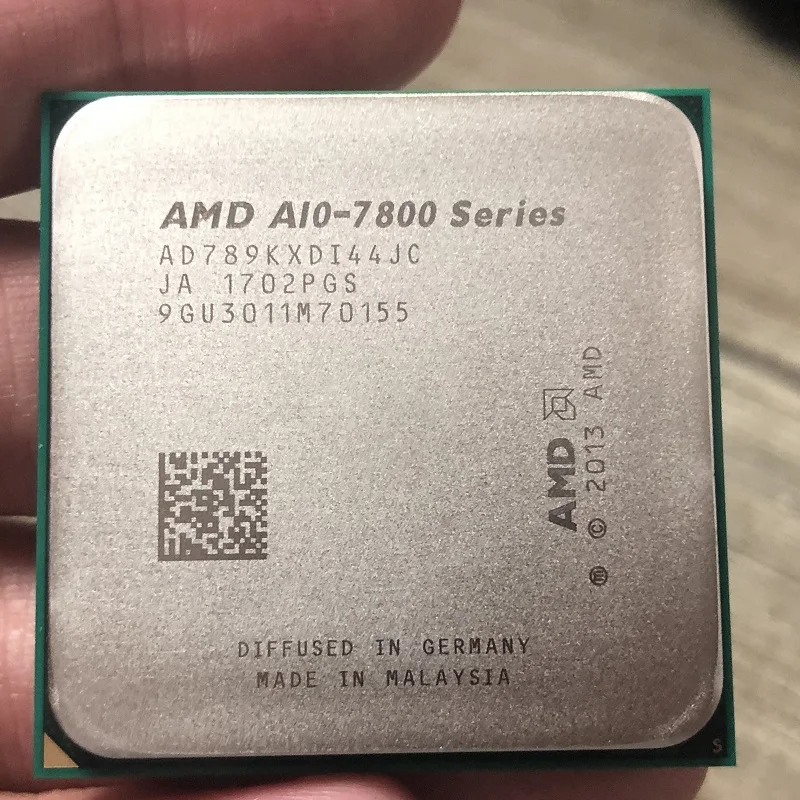 Процессор AMD APU A10 7890K A10-7890K Процессор четырехъядерный 4,1 ГГц 4 Мб разъем FM2+ Кэш с Radeon R7 Настольный
