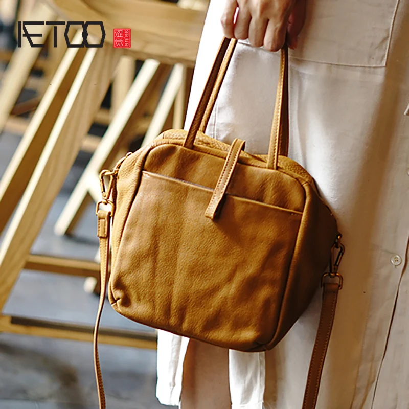 

AETOO Simple literary retro oblique cross bag cowhide vertical single shoulder light handbag commuter leather casual women's bag