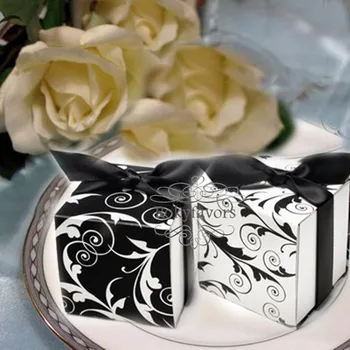 

FREE SHIPPING 120PCS 2"Reversible Black and White Filigree Wrap Favor Boxes Weddding Shower Birthday Event Party Package Ideas