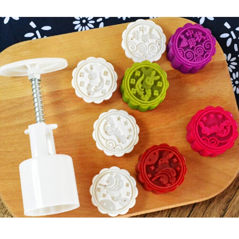 

4 Rabbit Stamps Moon Cake Mould DIY Round Mooncake Mold Baking Decor Tool 50g