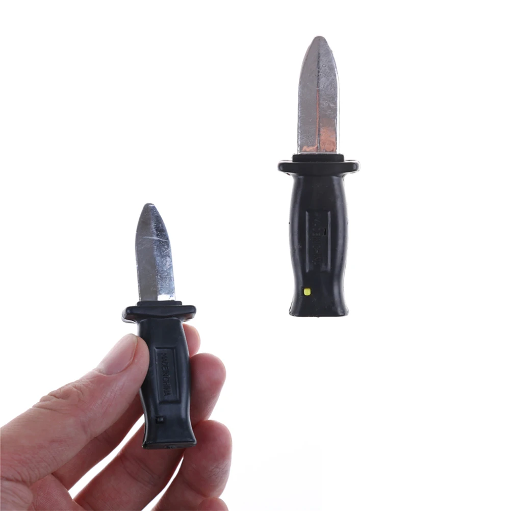 Scary Trick Knife Fake Dagger Joke Magic Plastic Retractable Knife