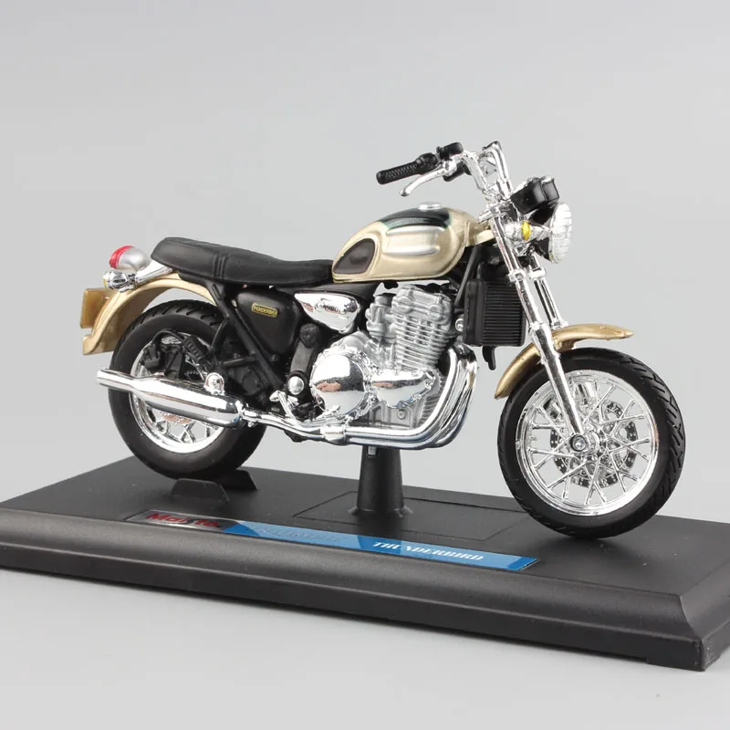 1:18 Масштаб Maisto ДЕТСКАЯ Марка Triumph Thunderbird 900 Классический мотоцикл велосипед автомобиль копия автомобиля литые игрушечные модели для коллекции - Цвет: THUNDER BIRD gold