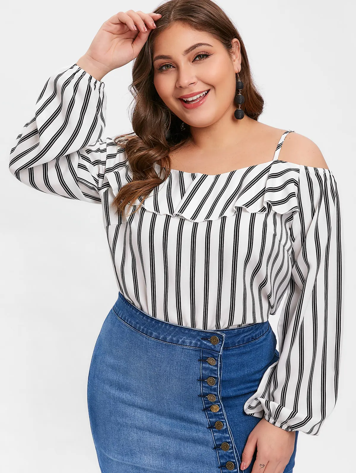 

ZAFUL Cold Shoulder Strap Striped Blouse Plus Large Size Flounce Shirt Long Sleeve Women Ruffle Tops Fashion 2019 Womens Blouses