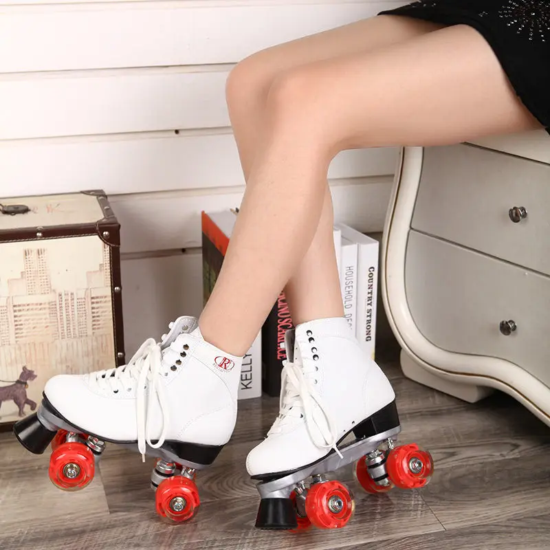 Prix pour Reniaever patins à roulettes double ligne patins blanc femmes dame femelle adulte Avec LED Rouge 4 Roues Deux Ligne De Patinage Chaussures Patines Prix pour Reniaever patins à roulettes double ligne patins blanc femmes dame femelle adulte Avec LED Rouge 4 Roues Deux Ligne De Patinage Chaussures Patines
