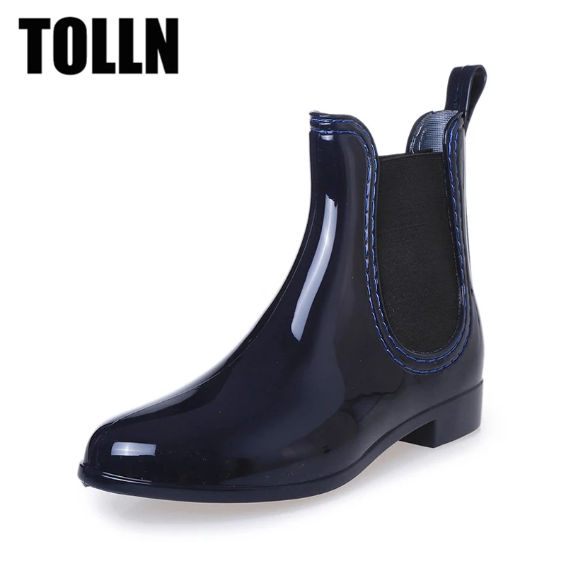 pointed toe rain boots