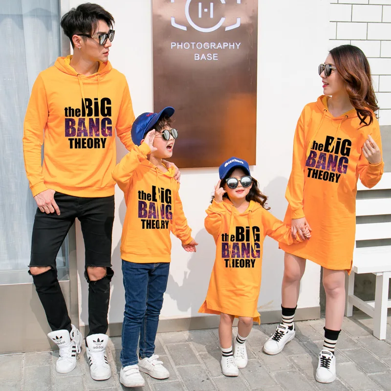 

2019 New Design Mother Daughter Dresses Long Sweatshirt Father Mother and Son Baby Clothing Parent-Child Mother Daughter Pajamas