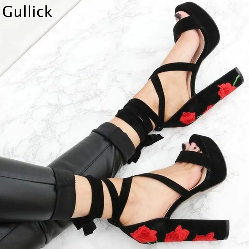 

Floral Embroidered Lace Up Woman Sandals For 2020 Chunky High Red Flower Heels Platform Woman Banquet Dress Shoes Square Heel
