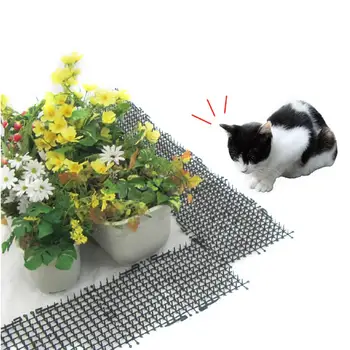 

4Pcs Eco-friendly Plastic Anti-Cats Network Black Cats And Dogs Repellent Mat Plastic Spike-Keeping Cats And Dogs From Digging