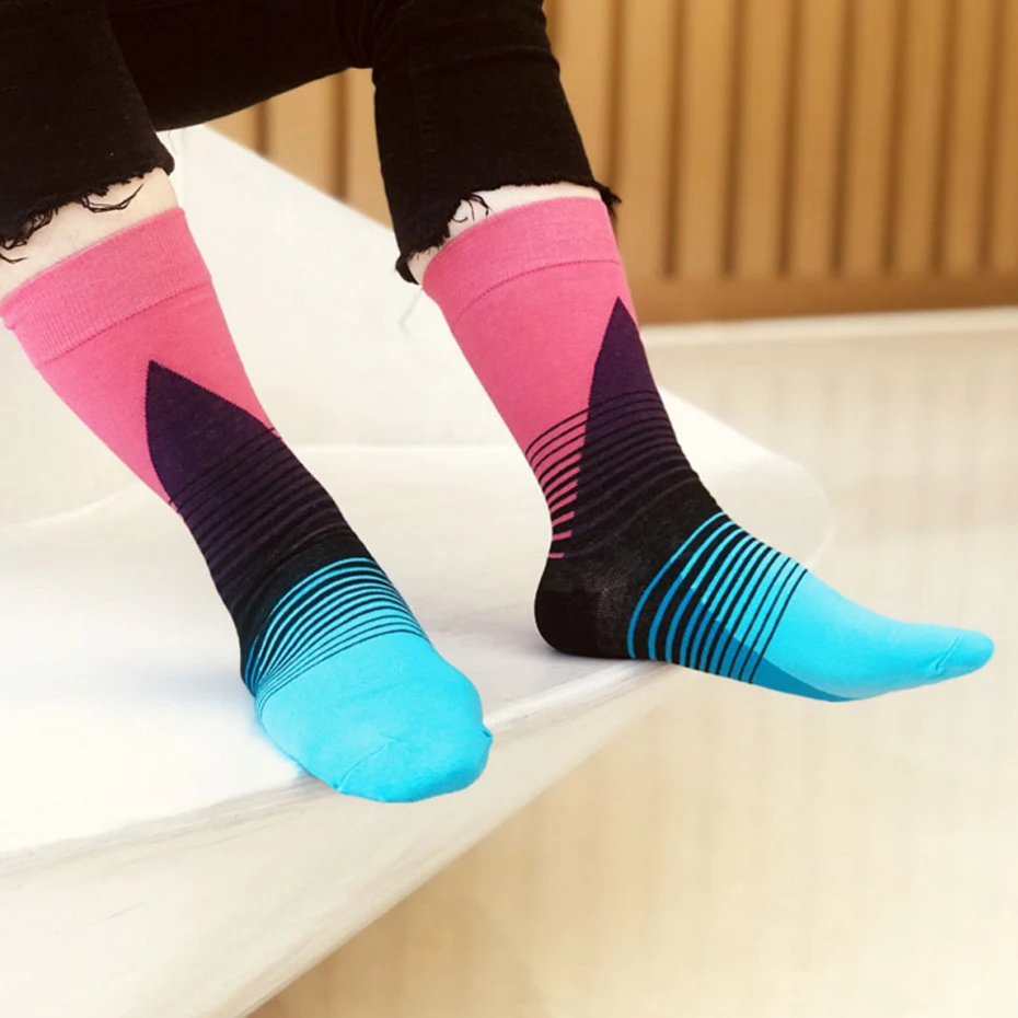 1 Pair High Quality Sports Socks Men Women Adult Sock Outdoor Climbing Running Hiking Athletic Comfortable Socks