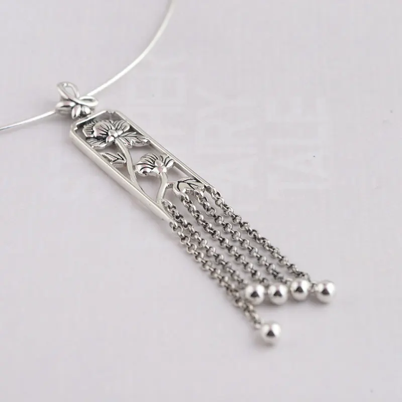 3644953427_1920852753