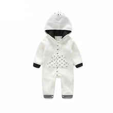 New 2015 Baby clothes Autumn and winter long-sleeved baby boys cotton velvet hooded sweater children go climbing clothes Romper