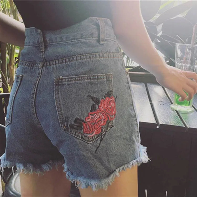 Джинсовые шорты Femme 2018 Летний стиль Корея Ulzzang Harajuku Винтаж Роза вышитые цветочные джинсовые шорты женские повседневные короткие брюки