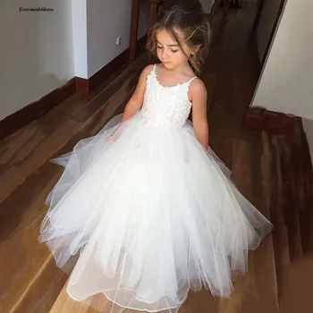 

Spaghetti Flower Girls Dresses 2019 O Neck Floor Length Sleeveless First Communion Dresses Birthday Party Gowns Cheap