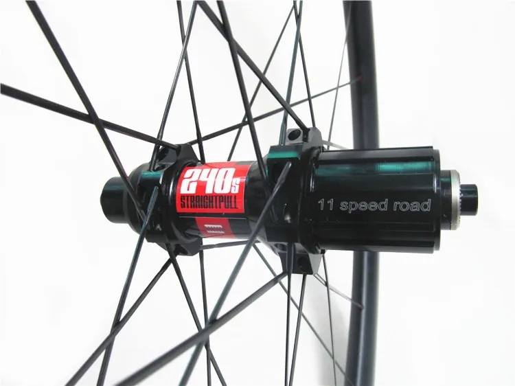 Straight pull hub
