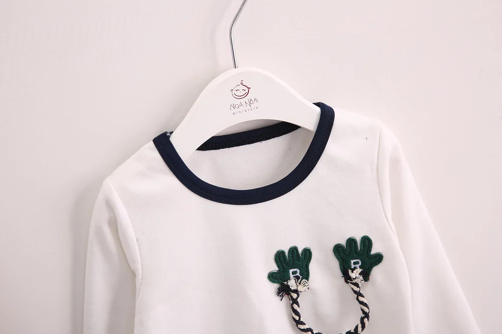 Anlencool/ г. комплект детской одежды, одежда для малышей новая весенняя Корейская версия трех предметов с вышивкой Кита