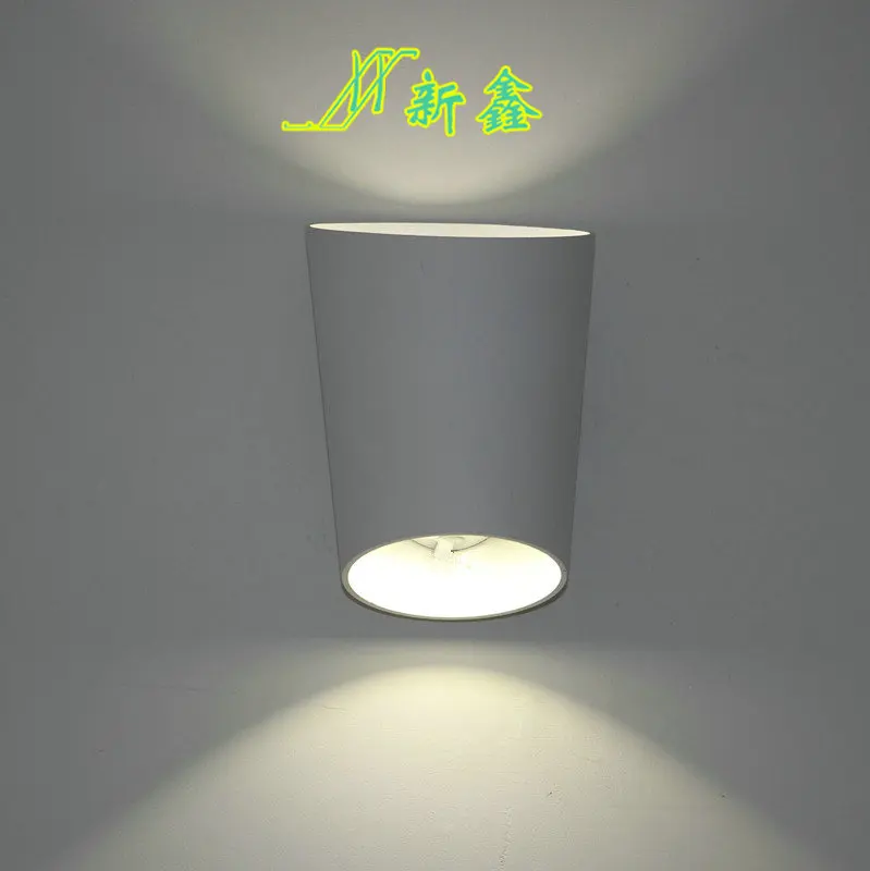 

Factory direct sales LED aluminum wall lamp up and down light 6W simple cylindrical bar KTV indoor floor wall lamp