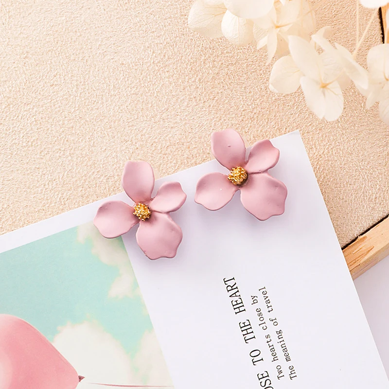 

Big Flower Earrings For Women Fashion Wedding Accessories Elegant Sweet Ear Studs Earring Bridal Korean Jewelry Gift