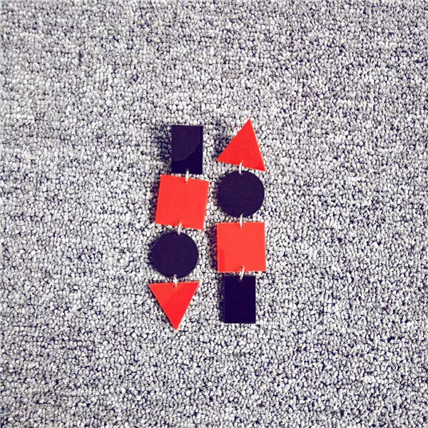 3357232363_1172148102