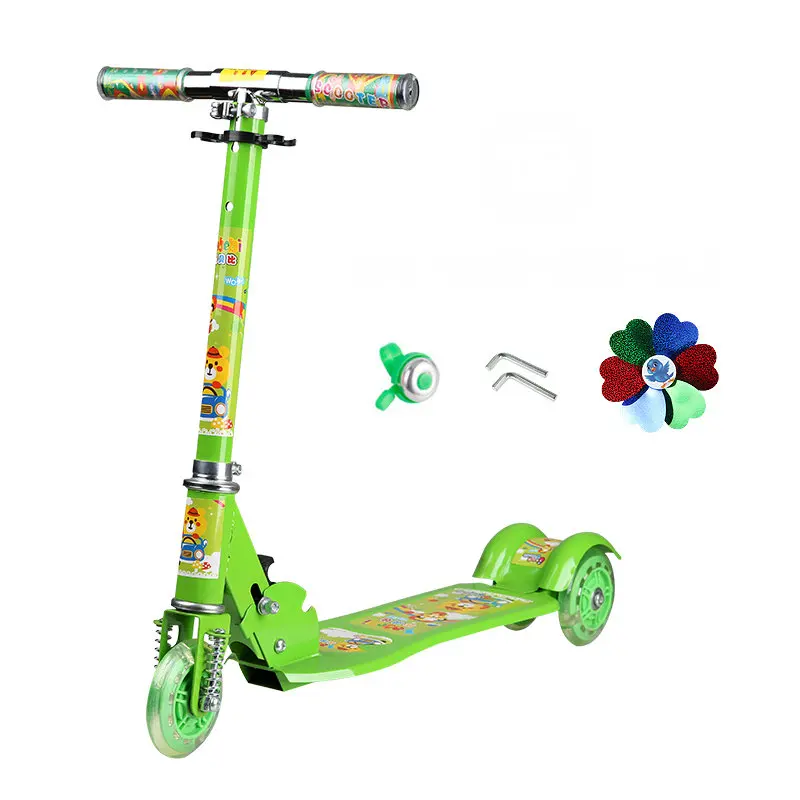 Заводской выход 3 детский колесный самокат с мигающими колесами, складной скутер костюм для От 2 до 6 лет детей, легкий детский скутер - Цвет: green