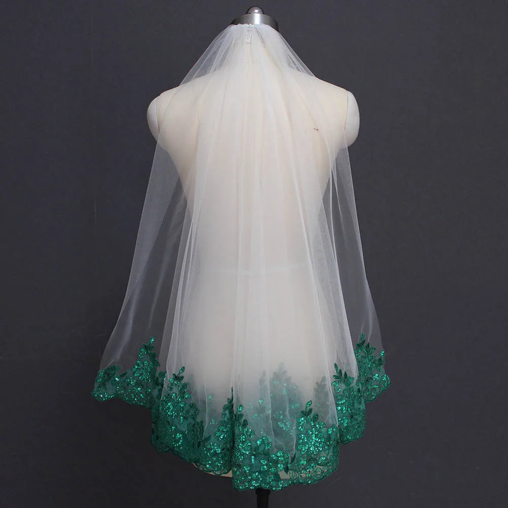 

Green Lace Ivory White Tulle Short Wedding Veil Shine Sequins Lace One Layer Green Bridal Veil with Comb Wedding Accessories