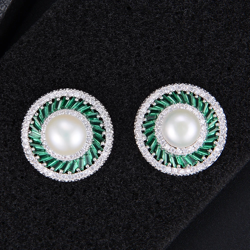 

SISCATHY 4Colors Charms Full Mirco Paved Zirconia Pearl Stud Earrings For Women Fashion Jewelry Bridal Wedding Party Earrings