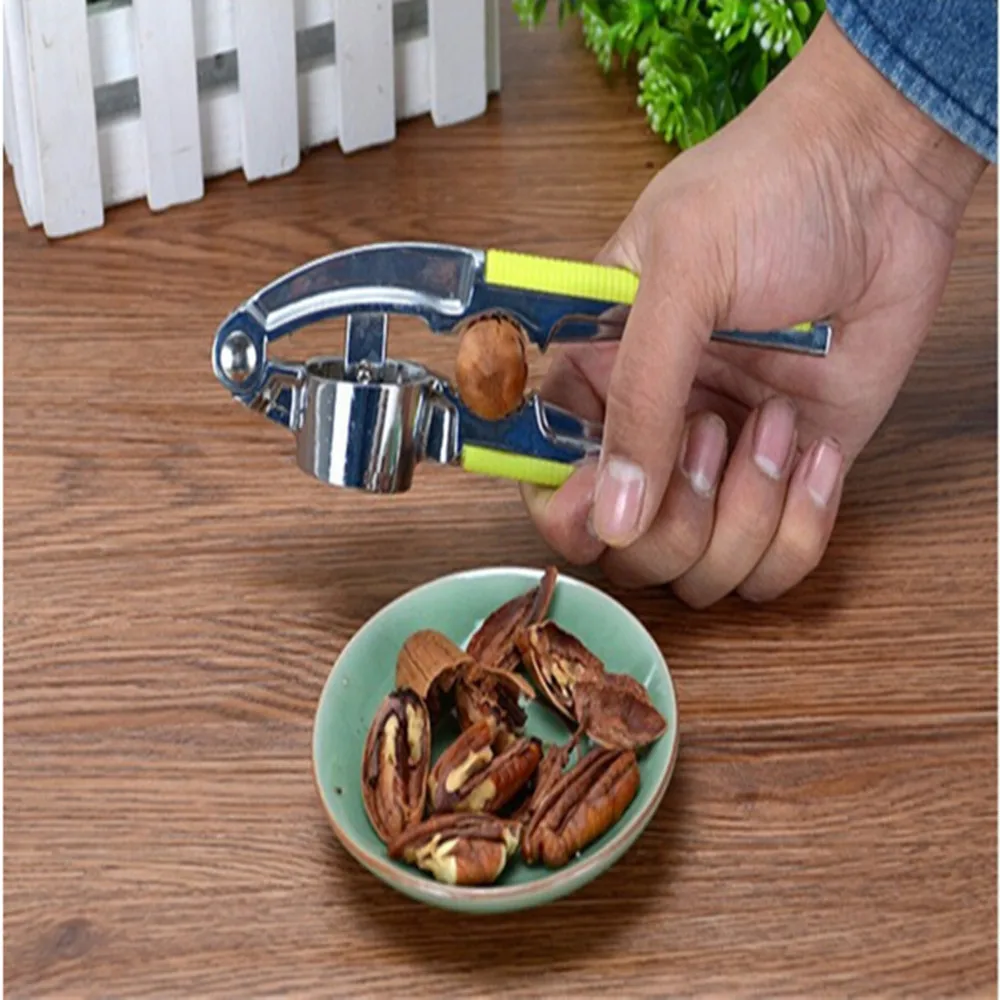 New Product Pecan Nut Cracker Professional Garlic Press with Nut