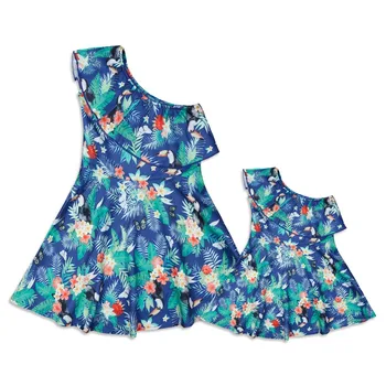 

Fashion Ruffles Floral Print Dress for Mother Daughter Matching Clothes Mother Daughter Dresses Beach Holiday Family Look Dress
