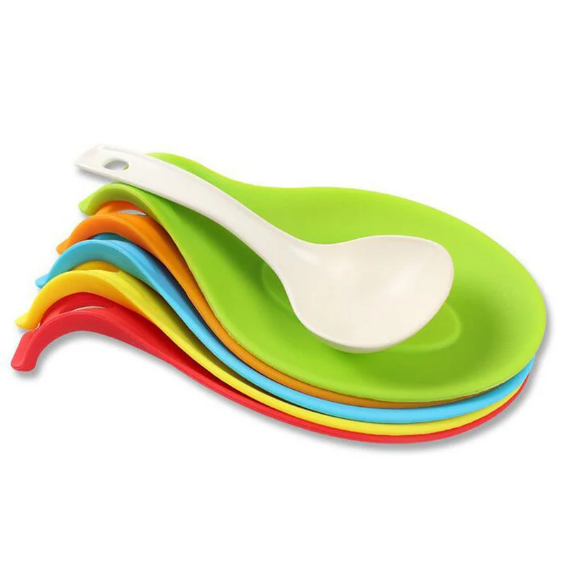 

1pcs Kitchen Accessories Silicone Insulation Spoon Mat Rest Heat Resistant Placemat Spoon Pad Pot Holder Kitchen Gadgets,Q