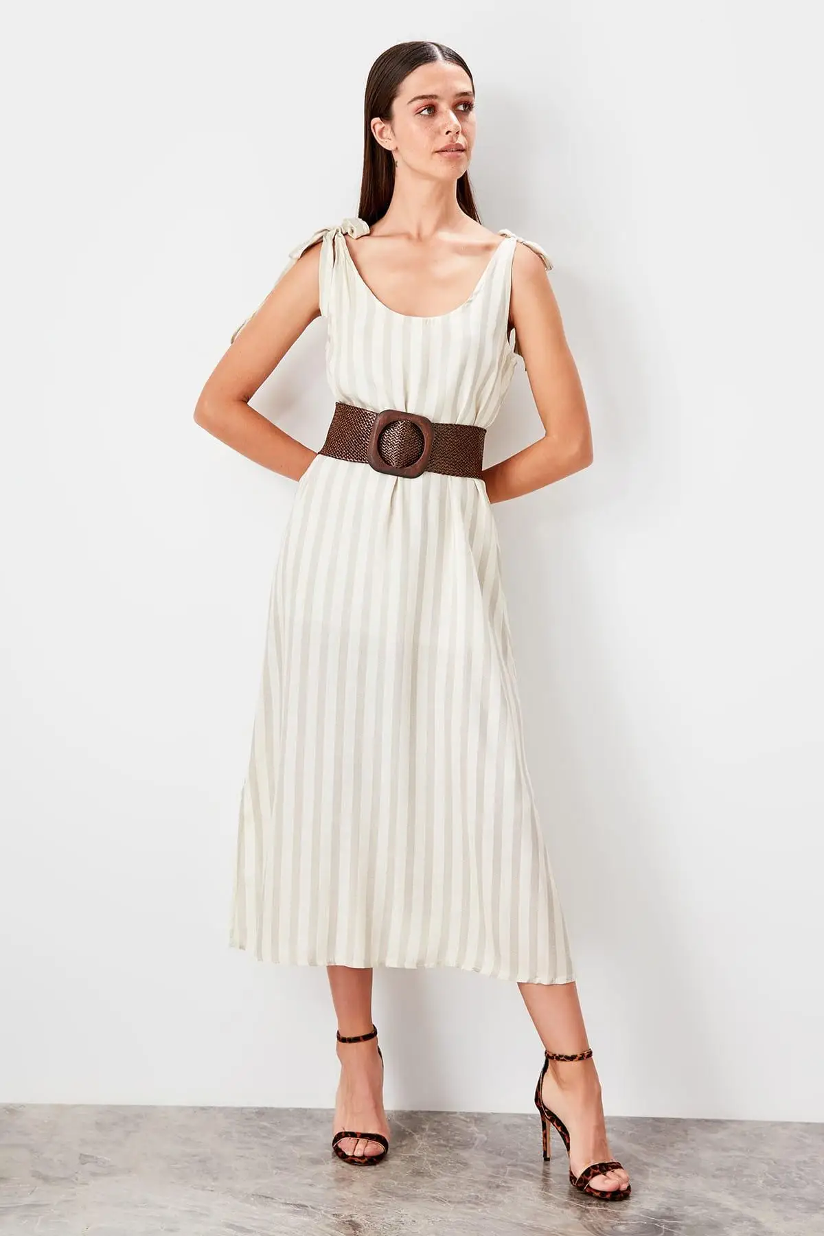 

Trendyol Cream Striped Dress TWOAW20EL0263