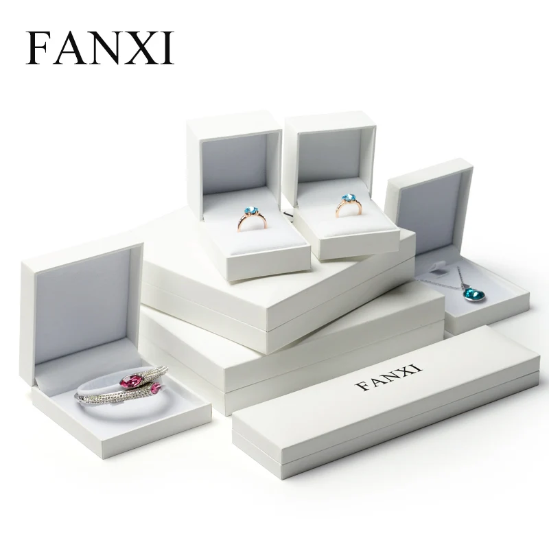

FANXI White Leatherette Jewelry Packaging Box with Plush Internal Ring Earring Necklace Bracelet Chain Gift Box Storage