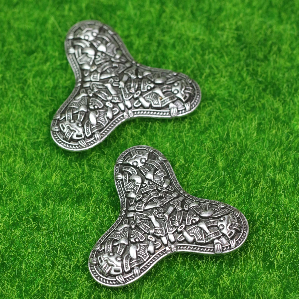 

LANGHONG 1pcs Legendry Nordic Vikings Amulet fibula Brooches Viking brosch jewelry Talisman