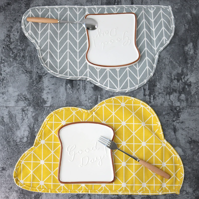 

2pcs/set Japanese Cloth Placemat Bar Mat Baby Kids Cloud Shaped Plate Mat Table Mat Set Home Kitchen Pads 47*27.5cm