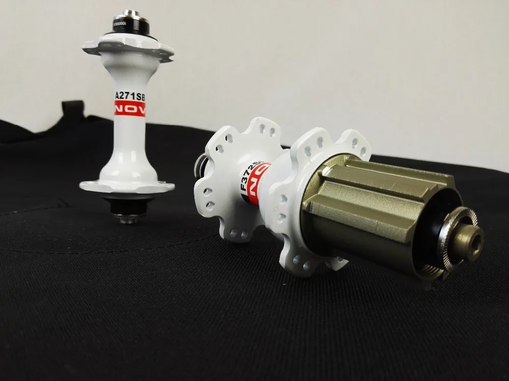 Best Free Shipping 2019 Carbon Road Wheels TT Bike 90mm Depth Aerodynamic Wheels with Flat Spokes 12 Best Free Shipping 2019 Carbon Road Wheels TT Bike 90mm Depth Aerodynamic Wheels with Flat Spokes 12