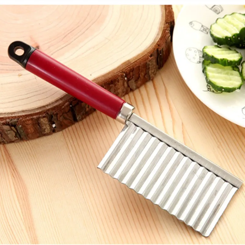 Stainless-Steel-Potato-Wavy-Edged-Knife-Kitchen-Gadget-Vegetable-Fruit-Peeler-Potato-Slicer-Cutter-Cooking-Tools (2)_