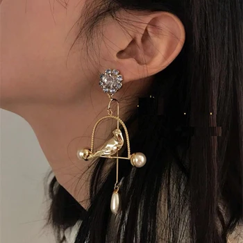 

Rongho Vintage Metal hollow Bridcage earrings for women brincos Pearl earring pendant Crystal flower bird earring chunky bijoux